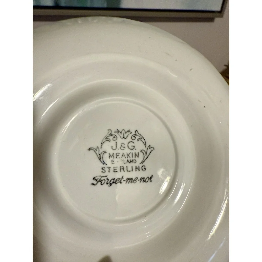 Floral Vintage England Bone China Tea Set